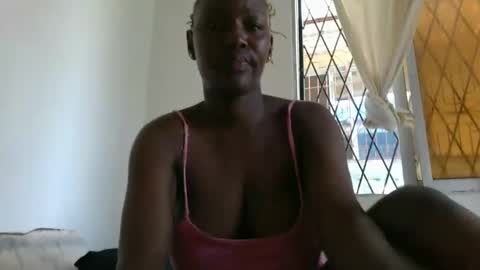 Snapshot of thick_jojo chatting on 01/01/25, 11:38 Call me Taliee online show from 01/01/25, 11:38