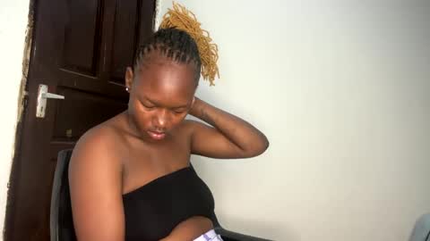 Snapshot of thick_jojo chatting on 02/03/25, 01:41 Call me Taliee online show from 02/03/25, 01:41