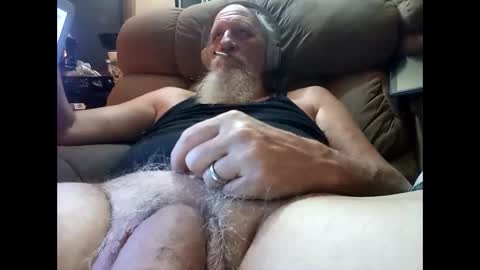 Snapshot of thickcock00088 chatting on 03/04/25, 10:35 thickcock00088 online show from 03/04/25, 10:35