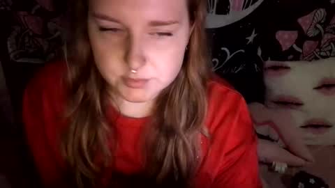 Ariel online show from 10/10/25, 03:27