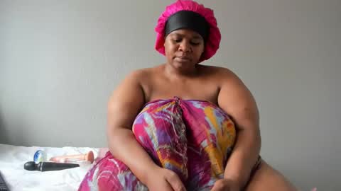 Snapshot of thickleeyanax chatting on 01/16/25, 09:05 thickleeyanax online show from 01/16/25, 09:05