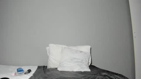 Snapshot of thickleeyanax chatting on 02/10/25, 06:45 thickleeyanax online show from 02/10/25, 06:45