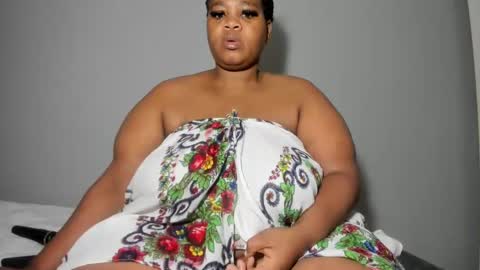 Snapshot of thickleeyanax chatting on 03/01/25, 03:43 thickleeyanax online show from 03/01/25, 03:43