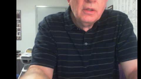 Snapshot of thickmelnik chatting on 12/21/24, 04:52 James online show from 12/21/24, 04:52