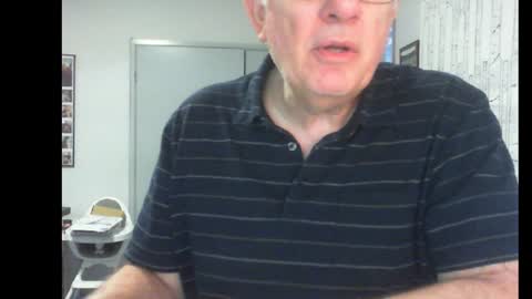 Snapshot of thickmelnik chatting on 12/22/24, 03:44 James online show from 12/22/24, 03:44