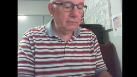 Snapshot of thickmelnik chatting on 01/25/25, 01:41 James online show from 01/25/25, 01:41