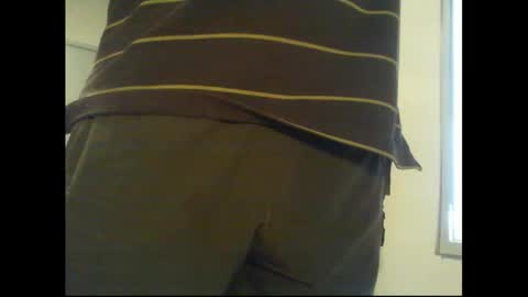 Snapshot of thickmelnik chatting on 11/01/25, 12:34 James online show from 11/01/25, 12:34