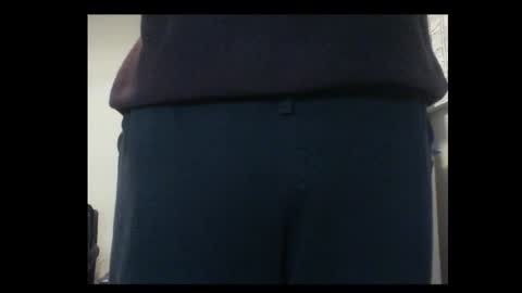 Snapshot of thickmelnik chatting on 11/18/25, 12:49 James online show from 11/18/25, 12:49