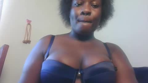 Snapshot of thicky4927babe chatting on 10/20/25, 11:21 thicky4927babe online show from 10/20/25, 11:21