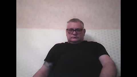 Snapshot of thierrysymp chatting on 01/29/25, 04:41 Thierrysymp online show from 01/29/25, 04:41