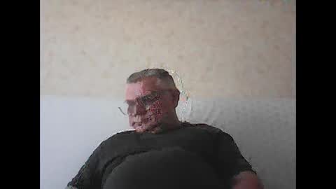 Snapshot of thierrysymp chatting on 10/07/25, 02:47 Thierrysymp online show from 10/07/25, 02:47