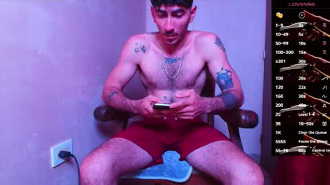 thomas_ks11 online show from 10/01/25, 07:20