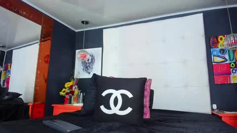 Snapshot of thomas_may4rs chatting on 03/12/25, 07:46 ---Thomas--- online show from 03/12/25, 07:46