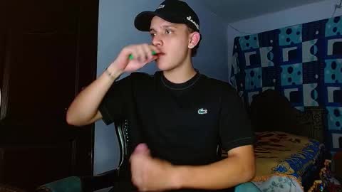 Snapshot of thomas_may4rs chatting on 11/04/25, 05:28 ---Thomas--- online show from 11/04/25, 05:28