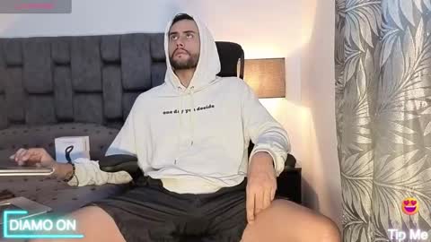 Thomas online show from 10/12/25, 05:12