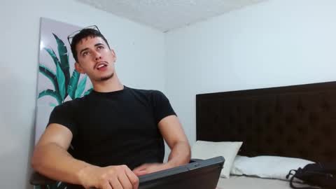 Thomas Turner online show from 11/07/25, 11:16