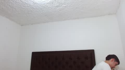 Thomas Turner online show from 11/11/25, 11:27