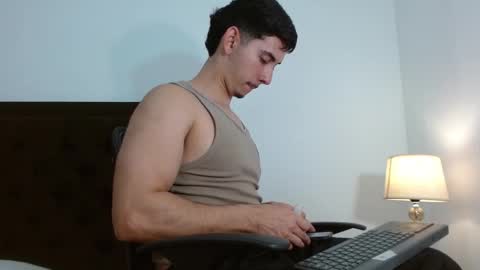 Thomas Turner online show from 11/19/25, 11:38