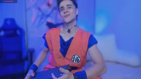 Thom Klein online show from 10/28/25, 07:49