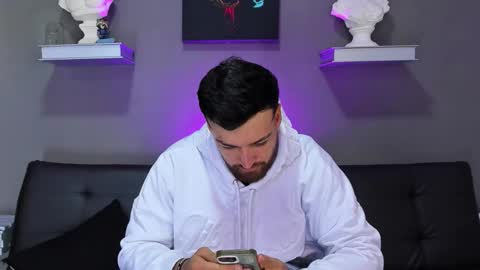 Snapshot of thor_evans chatting on 10/20/25, 08:42 thor_evans online show from 10/20/25, 08:42