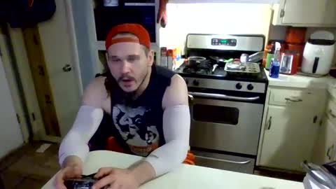 Snapshot of thunder8u42 chatting on 10/09/25, 04:10 thunder8u42 online show from 10/09/25, 04:10