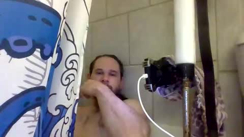 Snapshot of thunder8u42 chatting on 11/25/25, 11:43 thunder8u42 online show from 11/25/25, 11:43