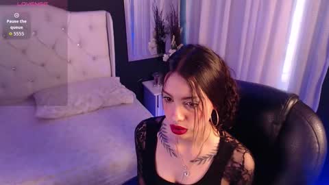 Snapshot of tiana_scot chatting on 10/03/25, 01:52 LIA online show from 10/03/25, 01:52