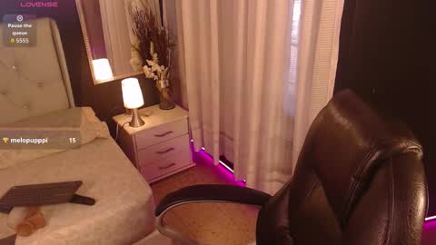 LIA online show from 10/27/25, 03:27