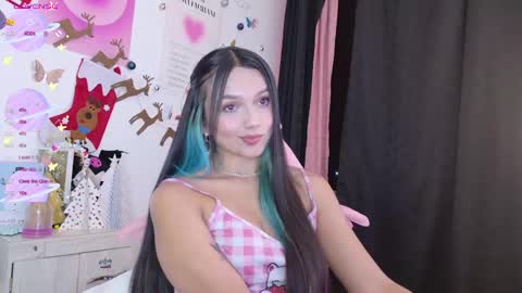 Snapshot of tianale chatting on 01/21/25, 01:39 Tiana Le online show from 01/21/25, 01:39