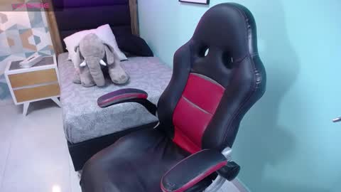 Snapshot of tianapiket chatting on 01/30/25, 11:33 tianapiket online show from 01/30/25, 11:33