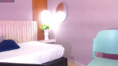 Snapshot of tianasky chatting on 11/11/25, 09:48 tianasky online show from 11/11/25, 09:48