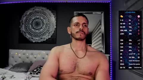 Tian Zilac online show from 10/21/25, 11:27