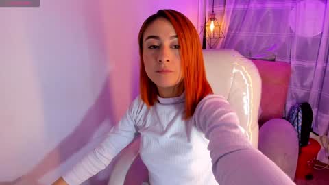 Snapshot of tiarha_ chatting on 01/13/25, 05:33 Tiarha online show from 01/13/25, 05:33