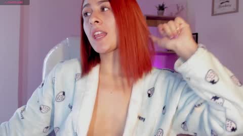 Snapshot of tiarha_ chatting on 01/22/25, 09:57 Tiarha online show from 01/22/25, 09:57