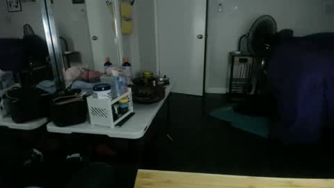 Tierra Henri online show from 10/24/25, 09:06