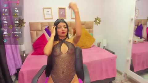 Snapshot of tifanny__thomson chatting on 02/11/25, 07:59 Tiff online show from 02/11/25, 07:59