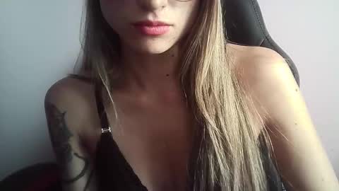 Tifanny online show from 10/07/25, 09:56