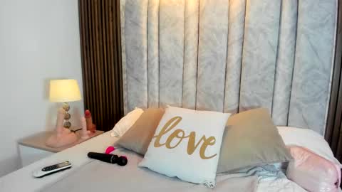 Tiff3 online show from 09/28/25, 07:08