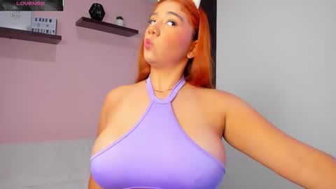 Tifany  online show from 11/12/25, 08:41