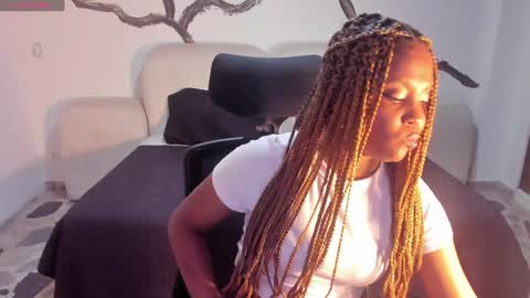 Snapshot of tifanytaylor1_ chatting on 01/04/25, 04:55 TIFF online show from 01/04/25, 04:55