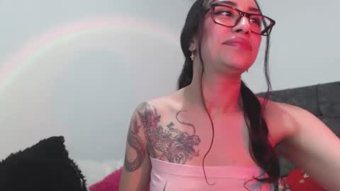 TIFANI online show from 11/05/25, 04:23