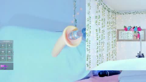 Snapshot of tiffanny_love__ chatting on 10/30/25, 09:11 Tiffanny online show from 10/30/25, 09:11