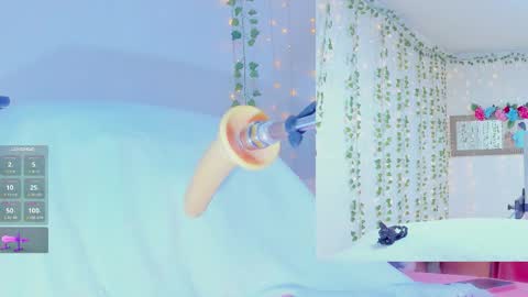 Snapshot of tiffanny_love__ chatting on 11/02/25, 09:00 Tiffanny online show from 11/02/25, 09:00