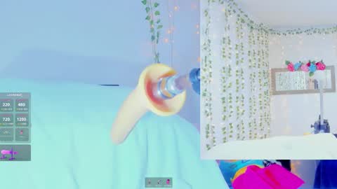 Snapshot of tiffanny_love__ chatting on 11/03/25, 09:10 Tiffanny online show from 11/03/25, 09:10