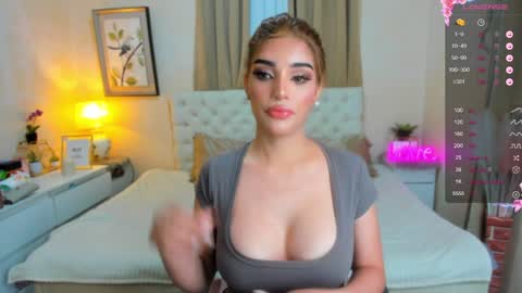 Tiffany online show from 12/27/24, 01:43