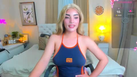 Tiffany online show from 10/23/25, 02:16