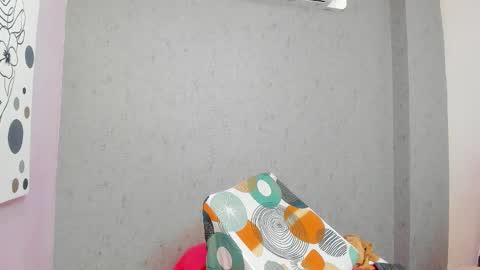 tiffany_mendez online show from 10/23/25, 12:04