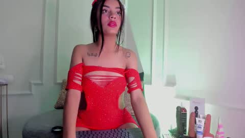 Snapshot of tiffany_sander chatting on 12/18/24, 03:37 tiffany_sander online show from 12/18/24, 03:37