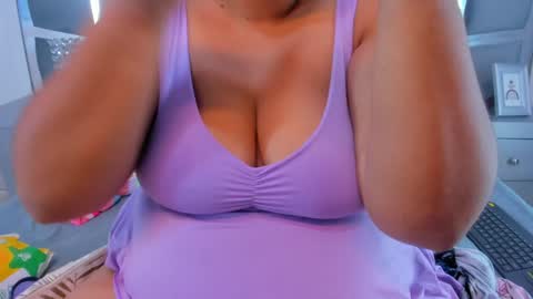 Snapshot of tiffanymiller01 chatting on 12/09/24, 12:51 Tiffany Miller online show from 12/09/24, 12:51