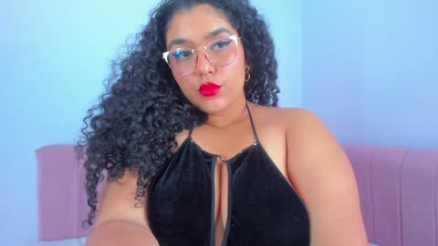 Snapshot of tiffanymiller01 chatting on 01/03/25, 04:48 Tiffany Miller online show from 01/03/25, 04:48